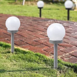 Kule ogrodowe białe zimne solarne lampy kula o średnicy 10cm 2 sztuki