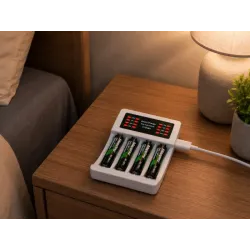 Ładowarka do akumulatorków aa aaa led + 4 akumulatorki aaa kabel usb-c-5907451391242
