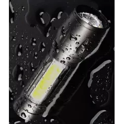 Mini latarka wodoodporna z regulacją wiązki światła o dużej mocy 400lm