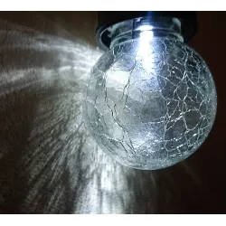 Szklana kulka zawieszana fi 5 cm lampka solarna chłodna z uchwytem
