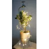 Kran solarny lampa stojąca na podstawce z kubełkiem na kwiatek
