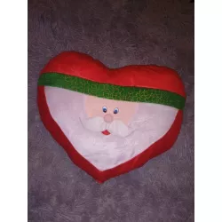 Świąteczna poduszka Mikołaj w kształcie serduszka miły upominek