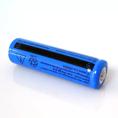 Akumulator Li-Ion 3,2-3,7V 650mAh typ 14500 mała wersja 18650-