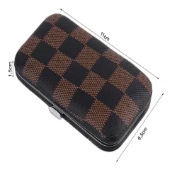 Zestaw do paznokci 7 elementów manicure pedicure etui cążki przybornik