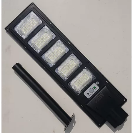 Latarnia solarna LED COB 300W, czujnik ruchu, pilot i mocowanie IP68-