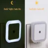 Lampka nocna wtykana do kontaktu czujnik zmierzchu oświetlenie nocne-5907451369913