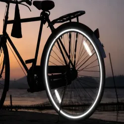 Taśma biała 8m odblaskowa na rower motor samochód samoprzylepna-5907451380383